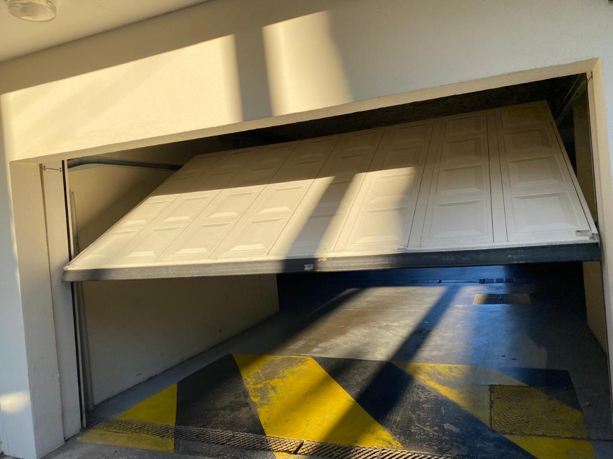 Appartement Lumineux Avec Place De Parking Privative 베지에 외부 사진